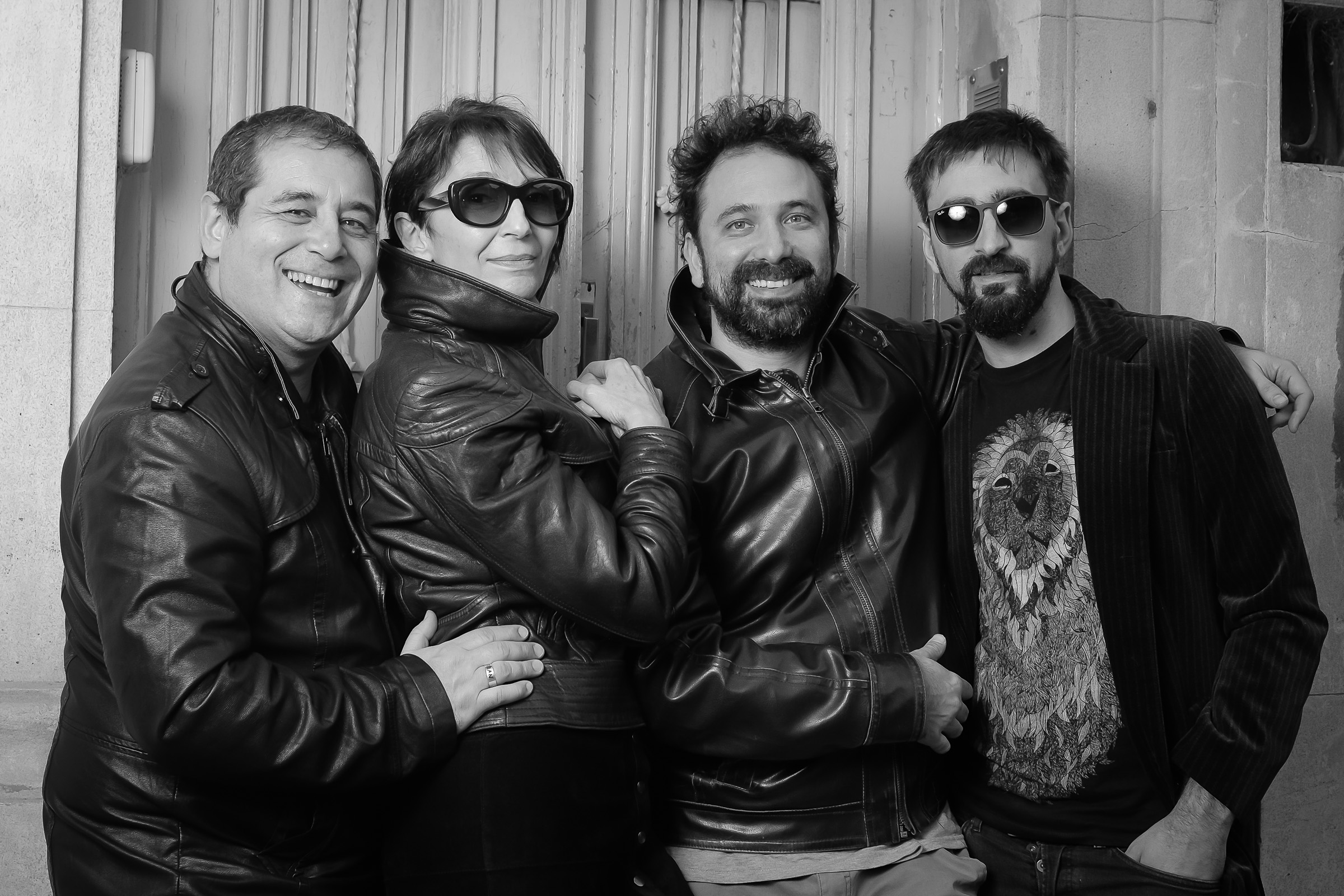 Maria Volonte 9 Vidas Band
